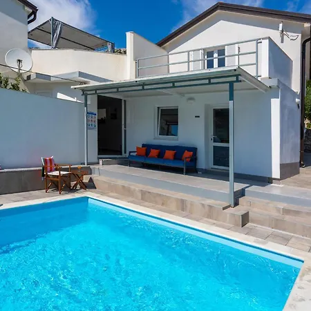 Gorgeous In With Wifi Holiday home *