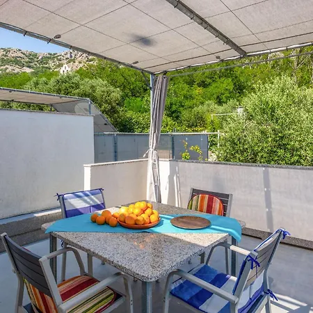 Gorgeous In With Wifi Holiday home Draga Bascanska