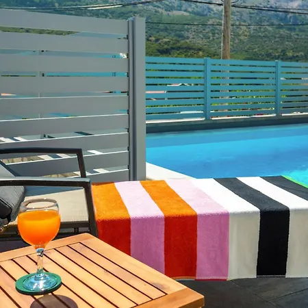 Gorgeous In With Wifi Holiday home Draga Bascanska